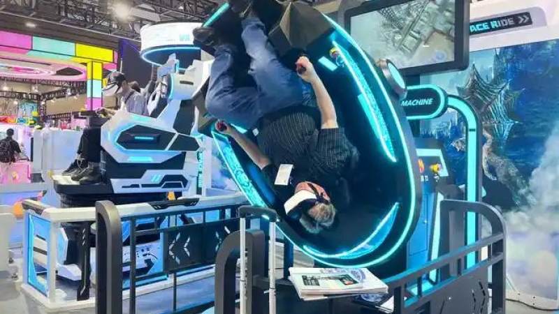 VR大空间体验馆落地商圈现象观察：从选址逻辑到运营现实